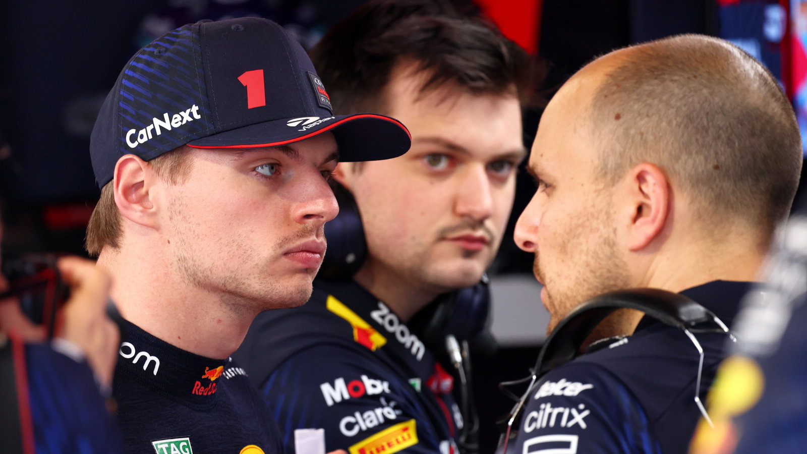 (L to R): Max Verstappen (NLD) Red Bull Racing with Gianpiero Lambiase (ITA) Red Bull Racing Engineer. Formula 1 World
