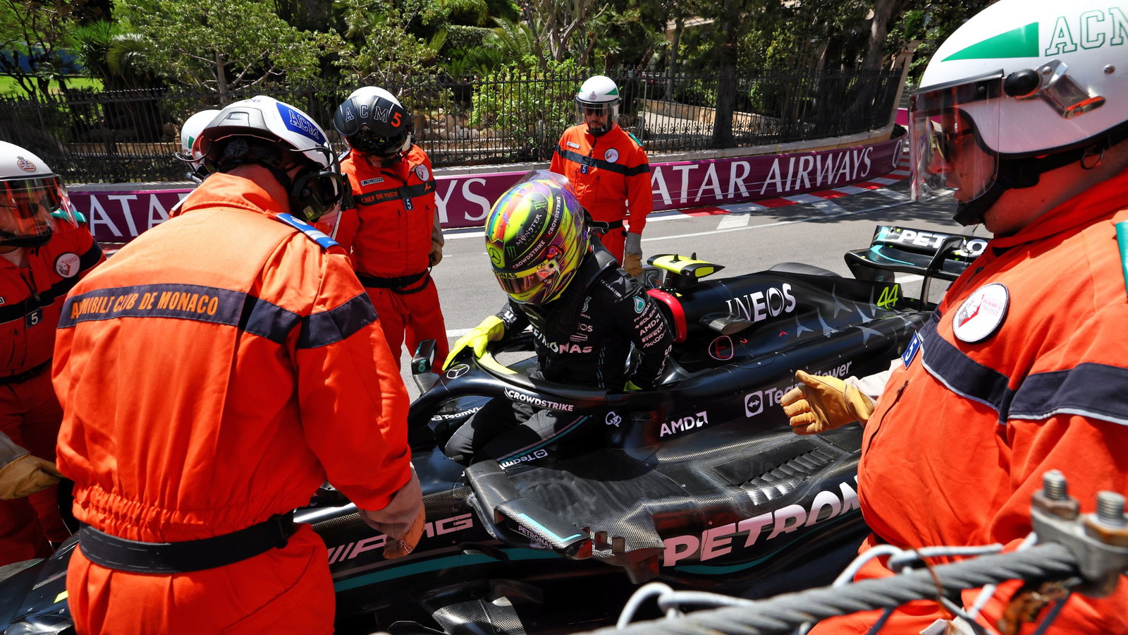 Lewis Hamilton (GBR) Mercedes AMG F1 W14 crashed in the third practice session. Formula 1 World Championship, Rd 7, Monaco