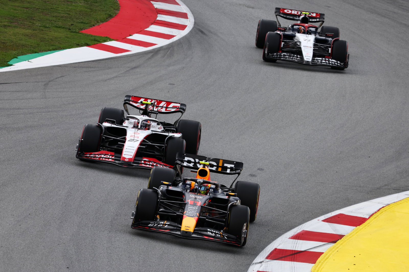 Sergio Perez (MEX) Red Bull Racing RB19. Formula 1 World Championship, Rd 8, Spanish Grand Prix, Barcelona, Spain, Race