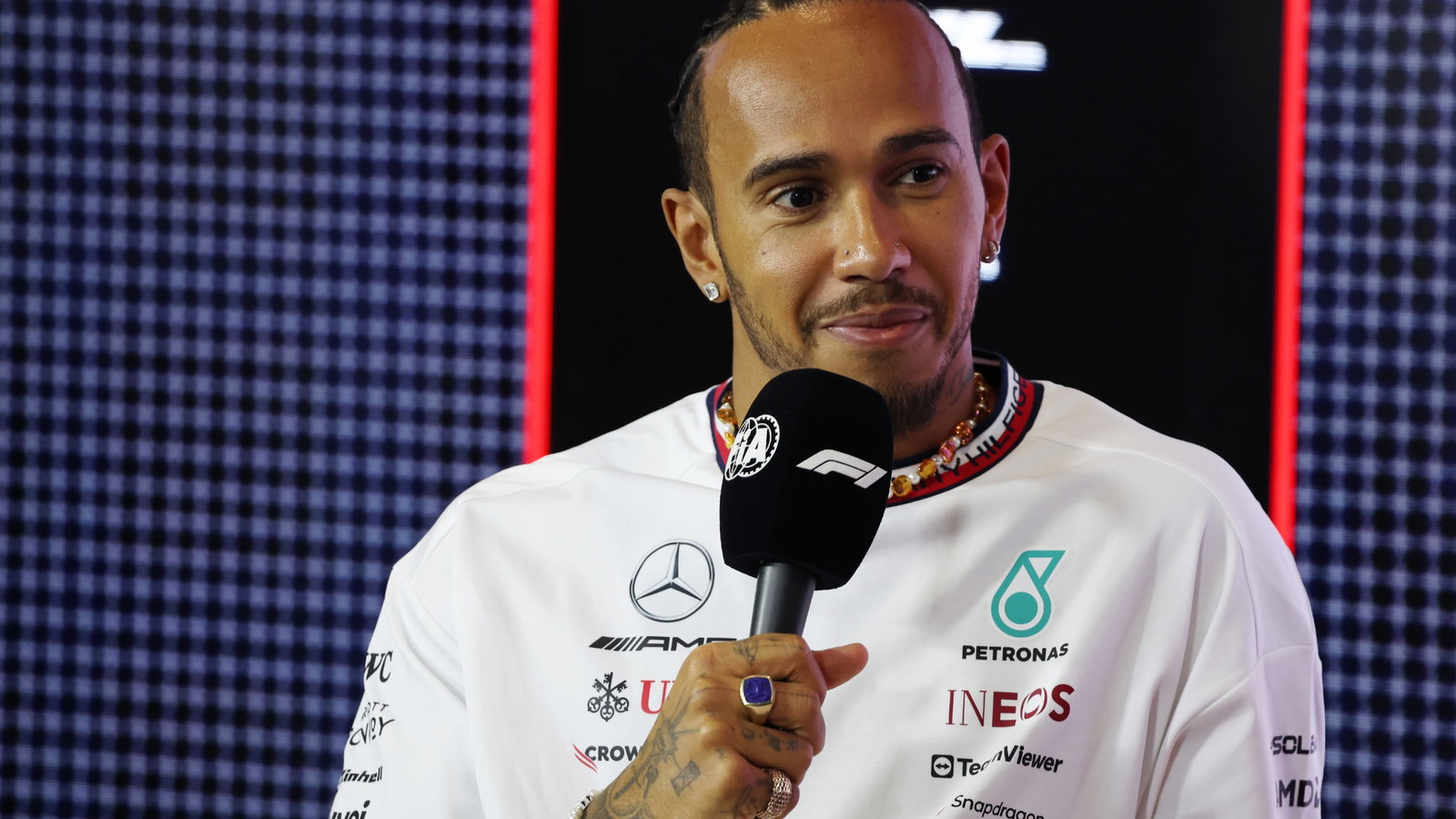 Lewis Hamilton (GBR) Mercedes AMG F1 