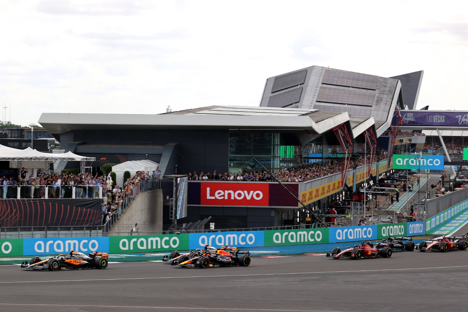 Lando Norris (GBR) McLaren MCL60 leads at the start of the race. Formula 1 World Championship, Rd 11, British Grand Prix,