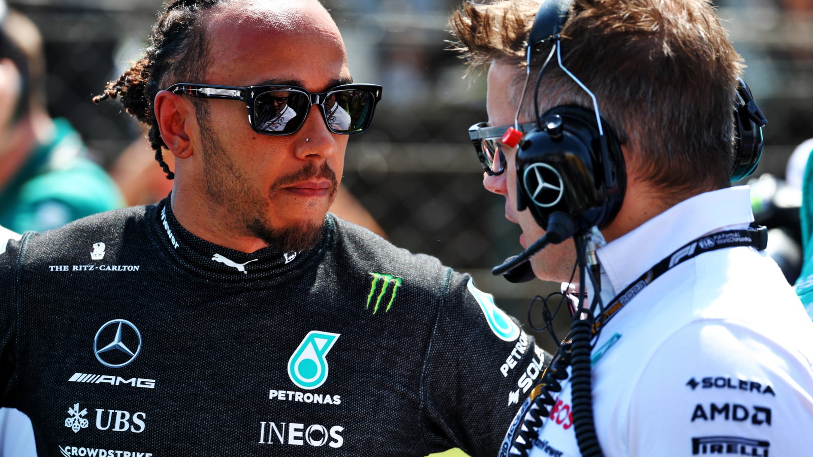 Lewis Hamilton (GBR) Mercedes AMG F1 with Peter Bonnington (GBR) Mercedes AMG F1 Race Engineer on the grid. Formula 1