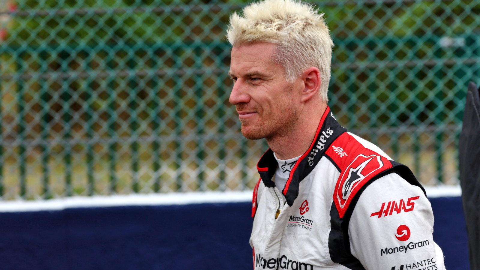 Nico Hulkenberg (GER) Haas F1 Team on th