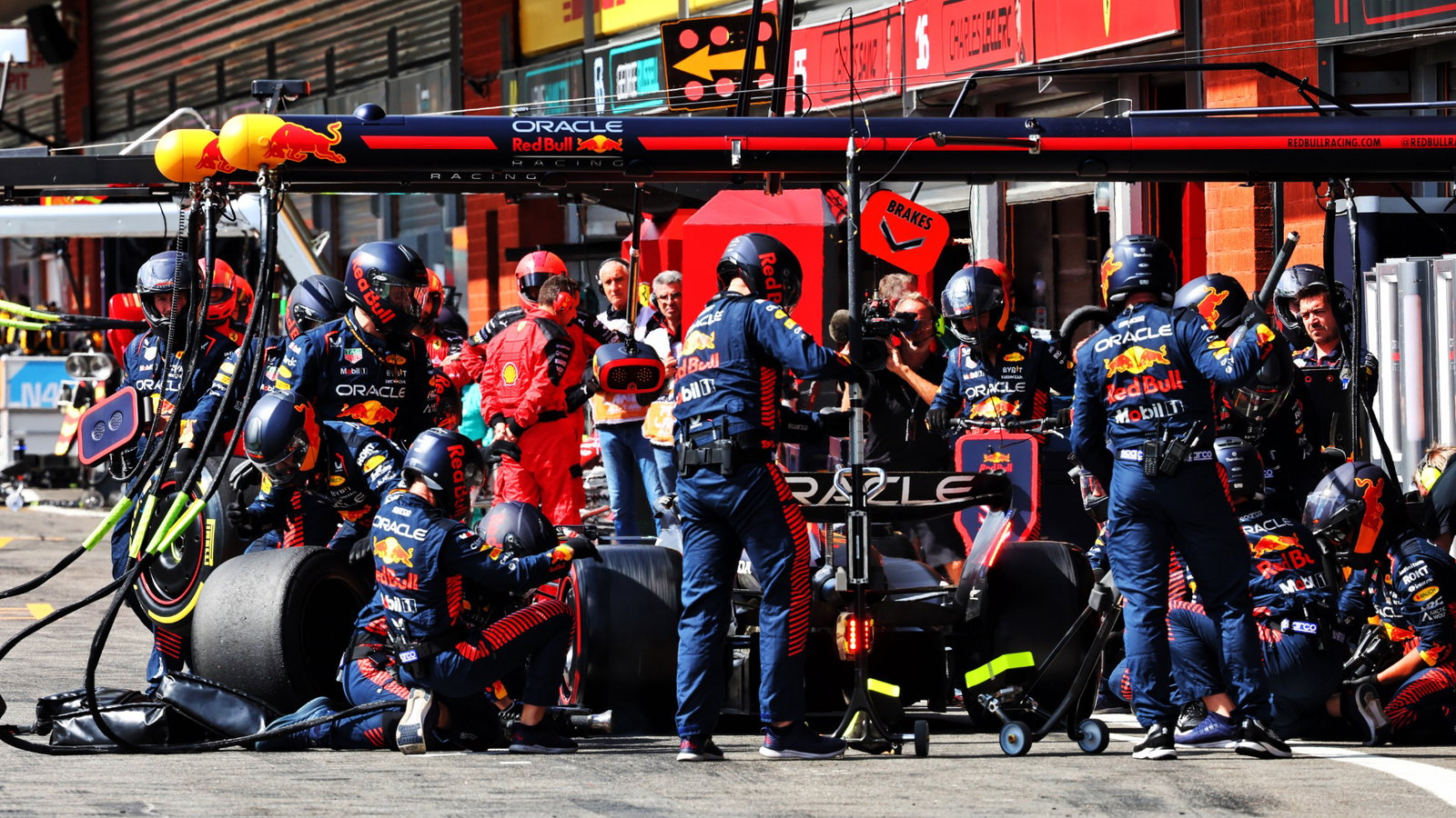 Max Verstappen (NLD) Red Bull Rac