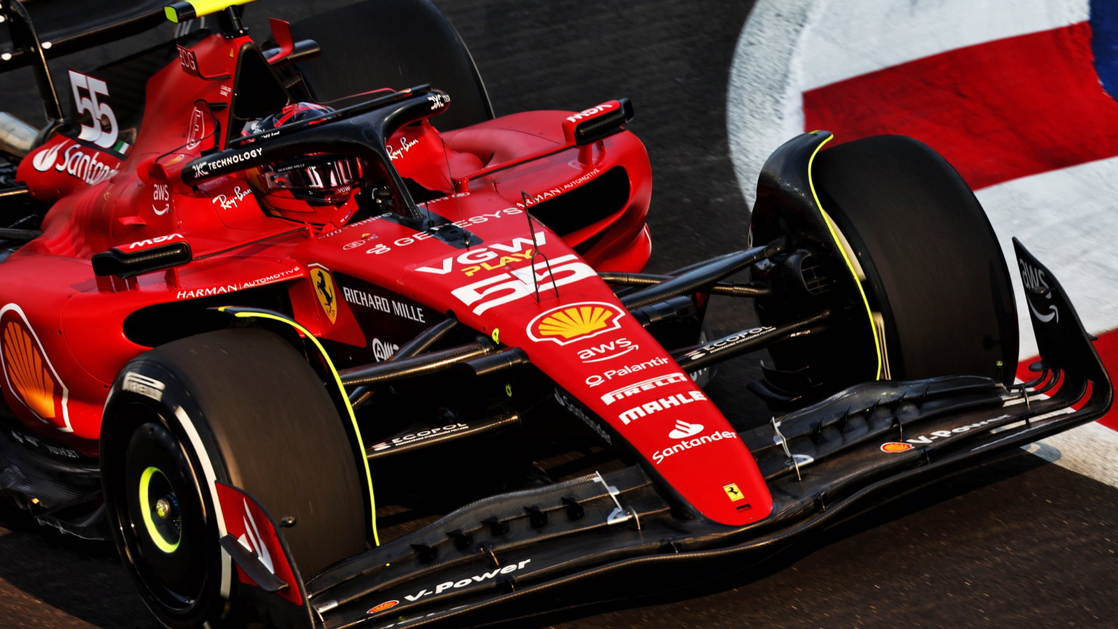 Carlos Sainz Jr (ESP) Ferrari SF-23. Formula 1 World Championship, Rd 16, Singapore Grand Prix, Marina Bay Street Circuit,
