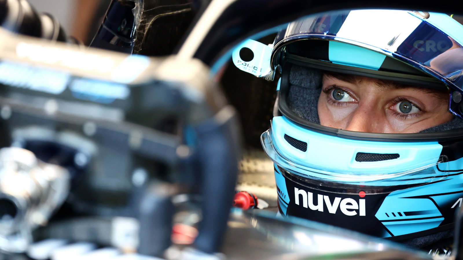 George Russell (GBR) Mercedes AMG F1 W14. Formula 1 World Championship, Rd 16, Singapore Grand Prix, Marina Bay Street