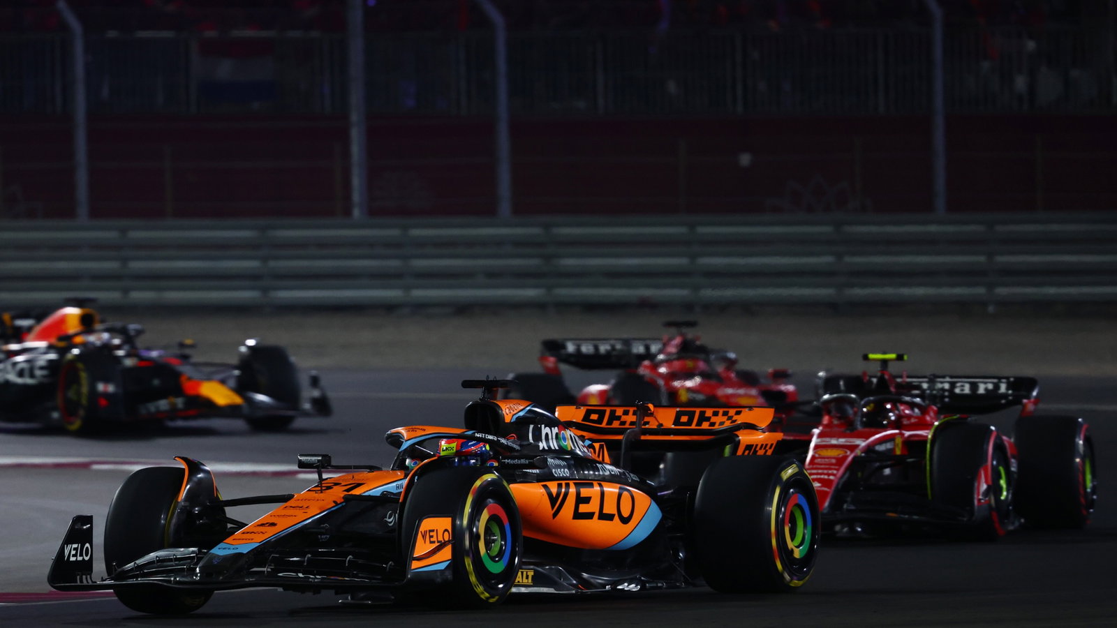 Oscar Piastri (AUS) McLaren MCL60. Formula 1 World Championship, Rd 18, Qatar Grand Prix, Doha, Qatar, Sprint Day.
-