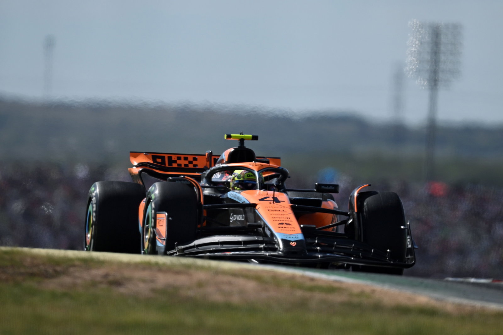 Lando Norris (GBR ) McLaren MCL60.Kejuaraan Dunia Formula 1, Rd 19, Grand Prix Amerika Serikat, Austin, Texas, AS, Balapan