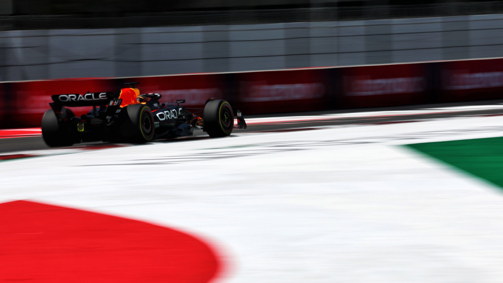 Max Verstappen (NLD) Red Bull 