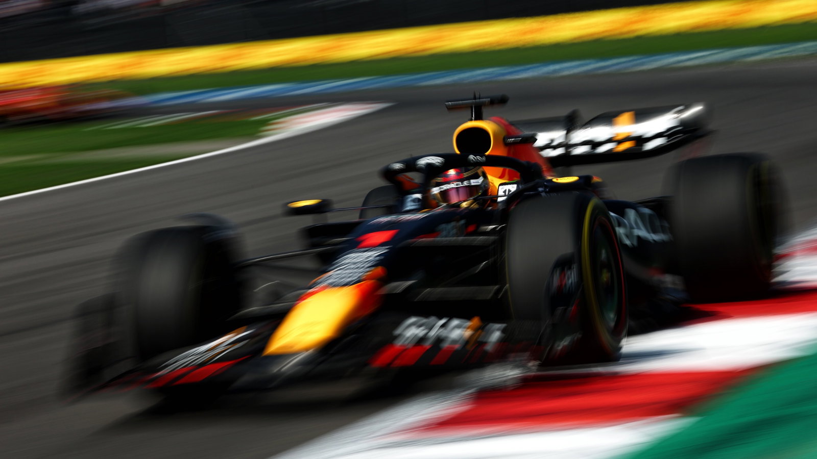 Max Verstappen (NLD) Red Bull Racing RB19. Formula 1 World Championship, Rd 20, Mexican Grand Prix, Mexico City, Mexico,
