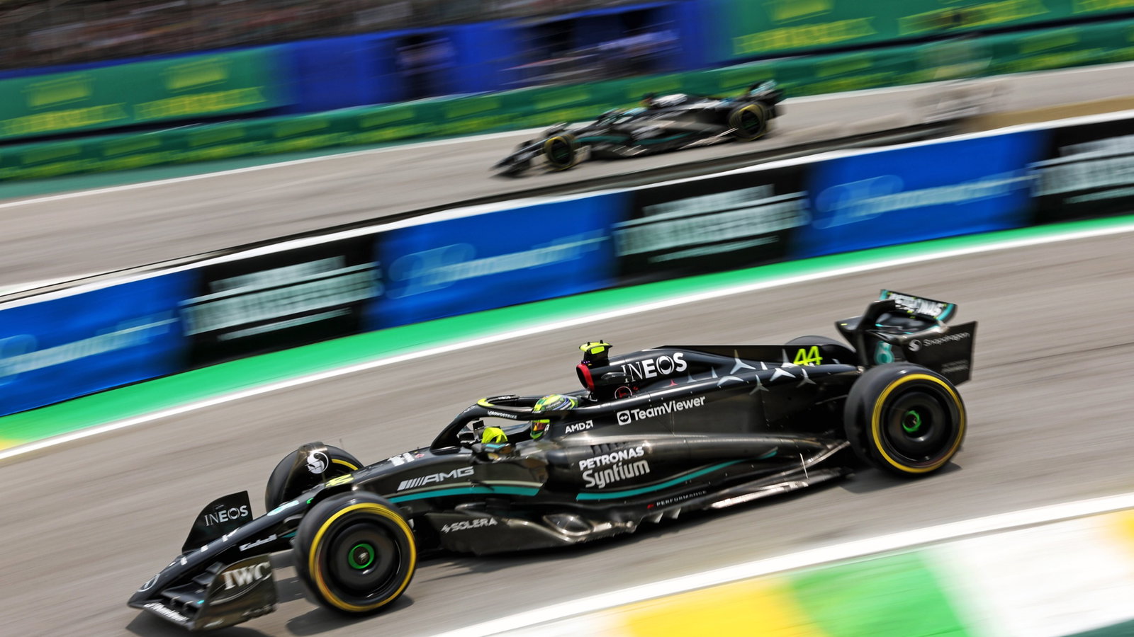 Lewis Hamilton (GBR) M