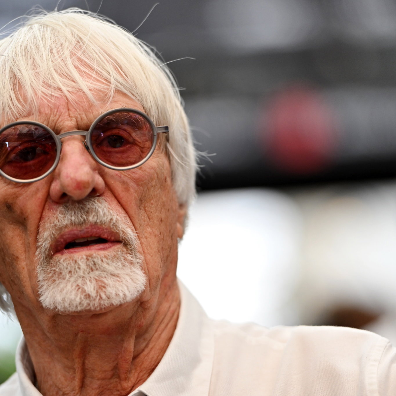 Bernie Ecclestone (GBR). Formula 1 World Championship, Rd 21, Brazilian Grand Prix, Sao Paulo, Brazil, Race Day.
-