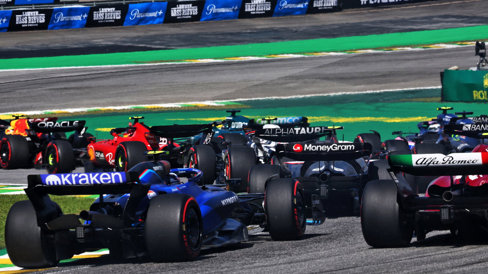 Logan Sargeant (USA) Williams Racing FW45 at the restart of the race. Formula 1 World Championship, Rd 21, Brazilian Grand