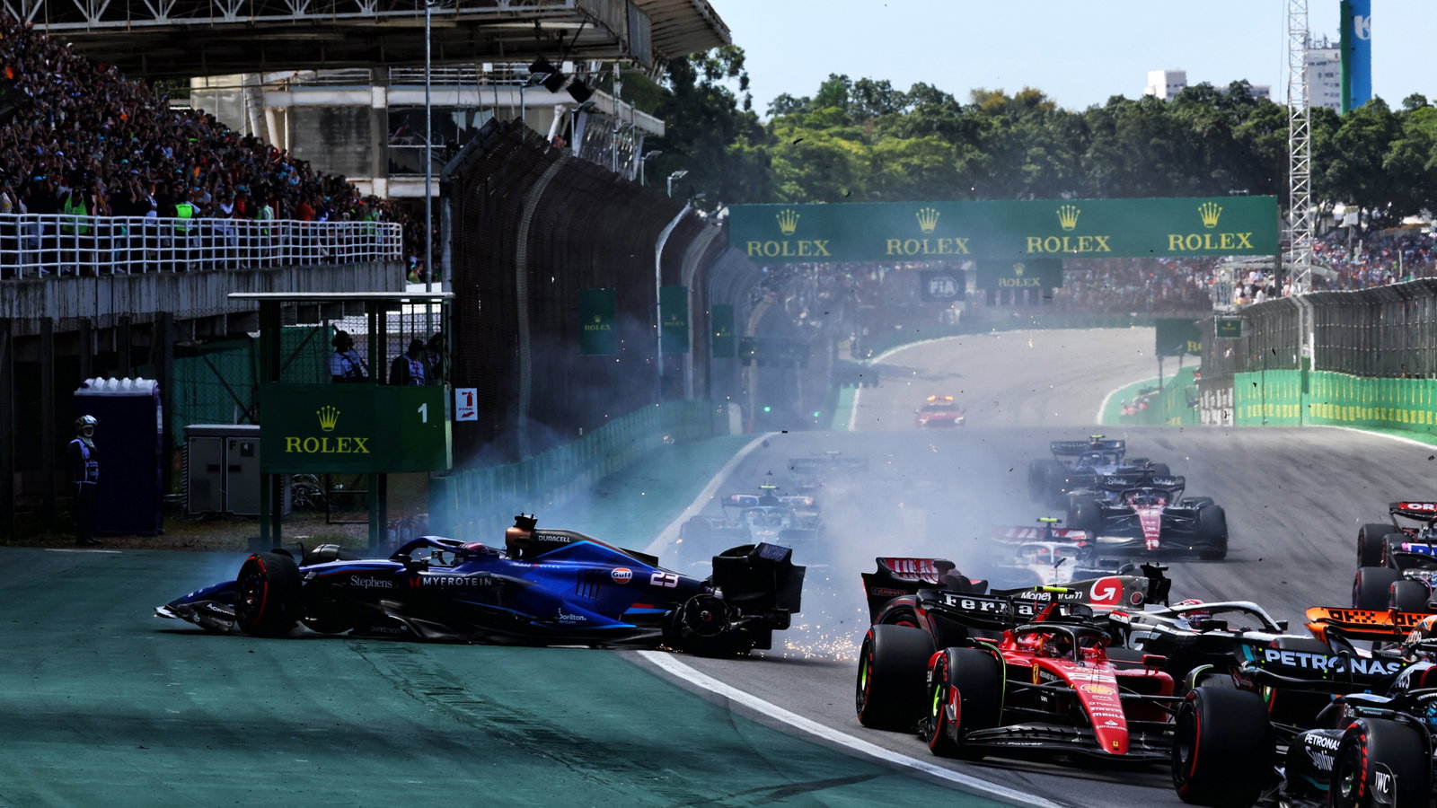 Alexander Albon (THA) Williams Racing FW45 crashes out of the race. Formula 1 World Championship, Rd 21, Brazilian Grand