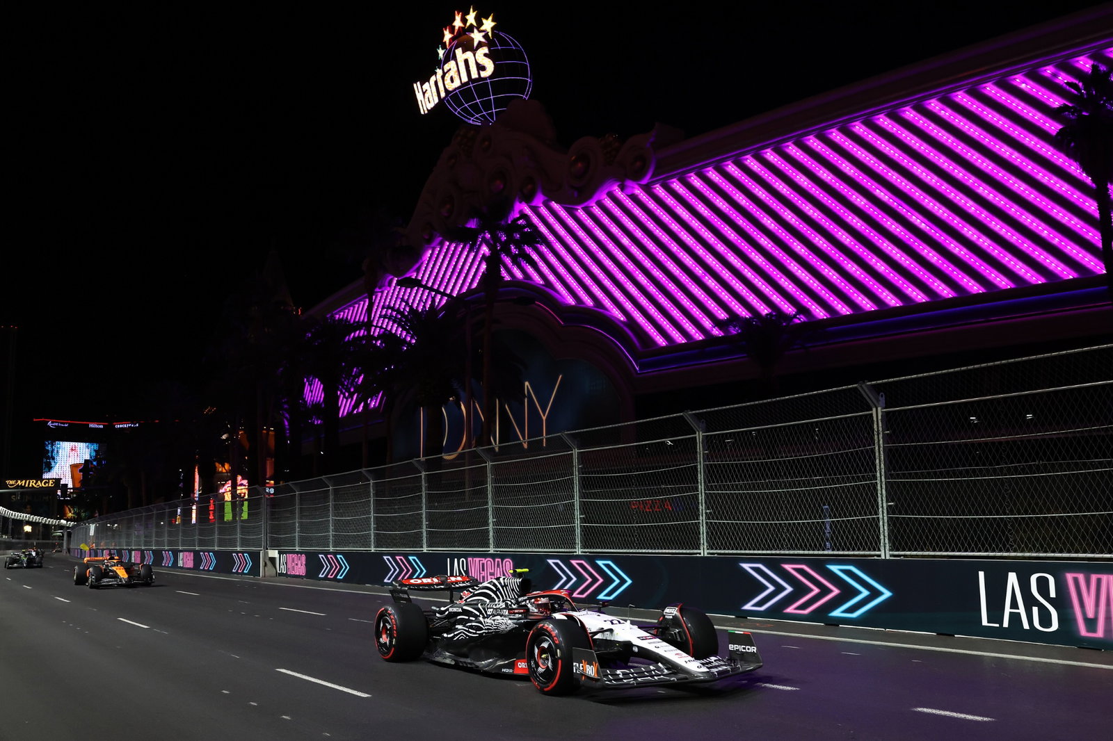 Yuki Tsunoda (JPN) AlphaTauri AT04. Formula 1 World Championship, Rd 22, Las Vegas Grand Prix, Las Vegas, Nevada, USA,