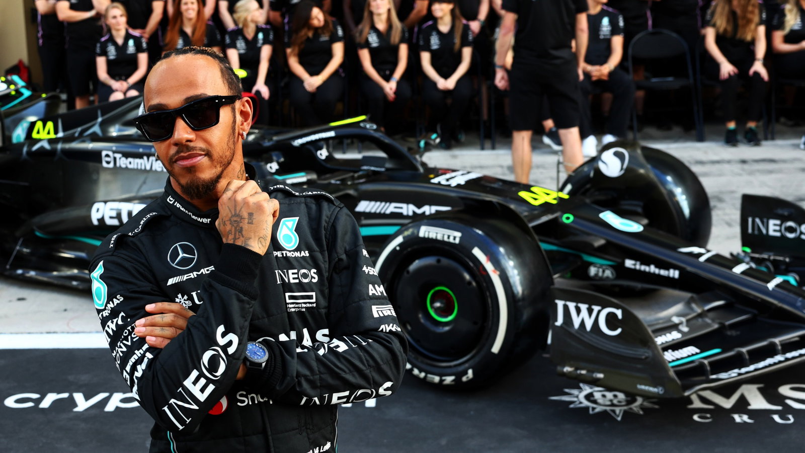 Lewis Hamilton (GBR) Mercedes AMG F1 at a team photograph. Formula 1 World Championship, Rd 23, Abu Dhabi Grand Prix, Yas