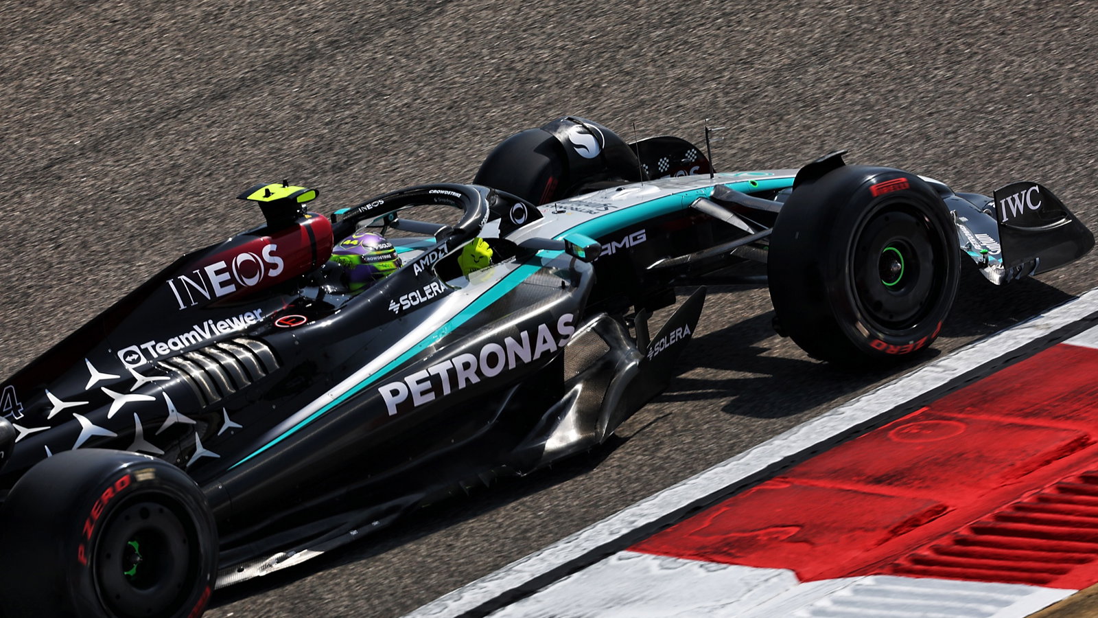 Lewis Hamilton (GBR) Mercedes AMG F1 W15. Formula 1 Testing, Sakhir, Bahrain, Day Three.- www.xpbimages.com, EMail: