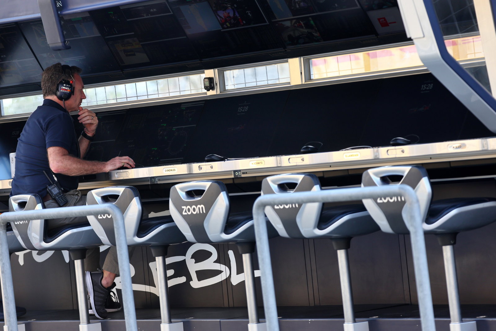 Christian Horner (GBR) Red Bull Racing Team Principal. Formula 1 Testing, Sakhir, Bahrain, Day Three.-