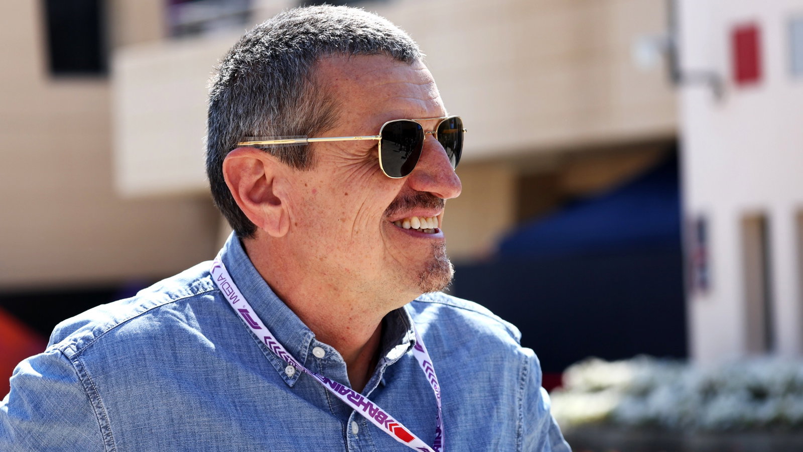 Guenther Steiner (ITA) RTL F1 TV Presenter. Formula 1 World Championship, Rd 1, Bahrain Grand Prix, Sakhir, Bahrain,