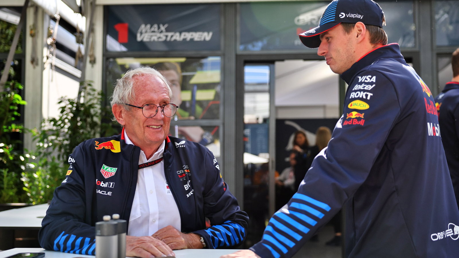 (L to R): Dr Helmut Marko (AUT) Red Bull Motorsport Consultant with Max Verstappen (NLD) Red Bull Racing. Formula 1 World