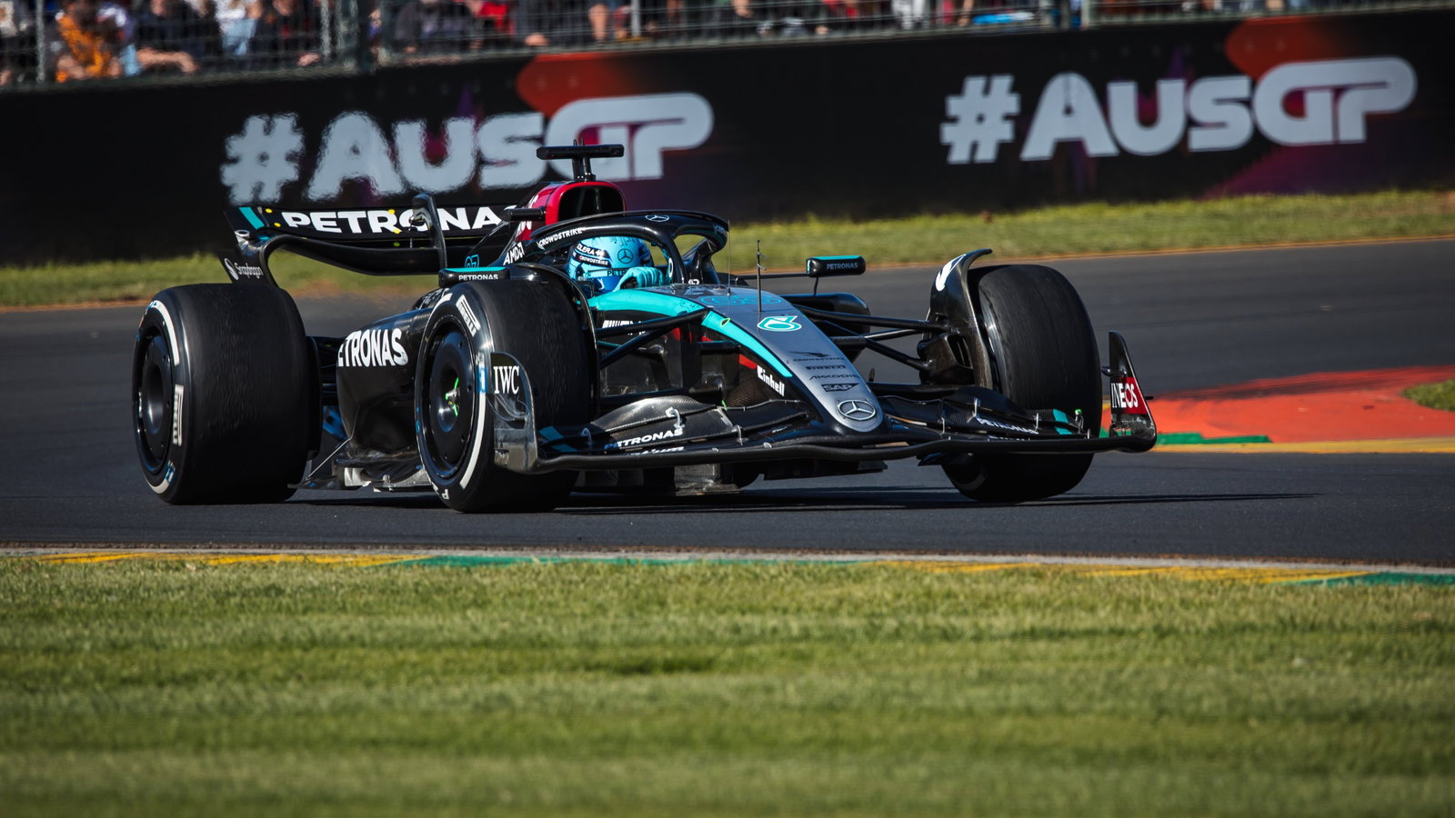 George Russell (GBR) Mercedes AMG F1 W15. Formula 1 World Championship, Rd 3, Australian Grand Prix, Albert Park,