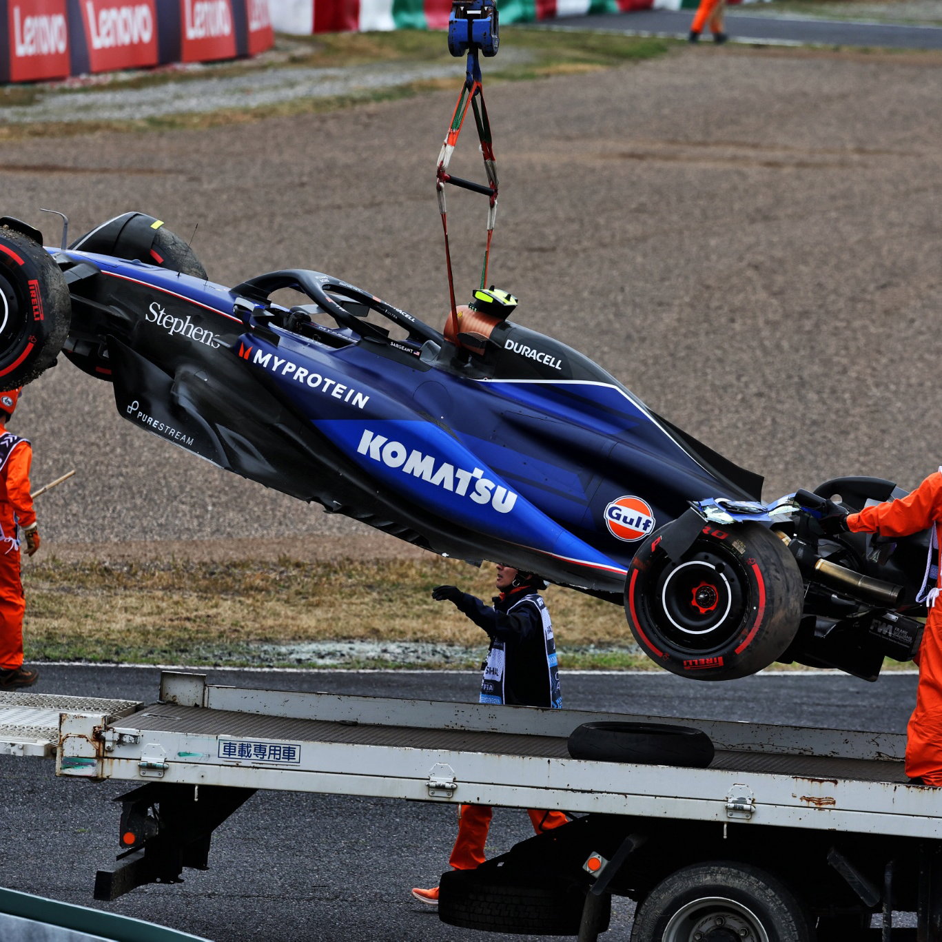 Logan Sargeant (USA) Williams Racing FW46 crashed in the first practice session. Formula 1 World Championship, Rd 4,