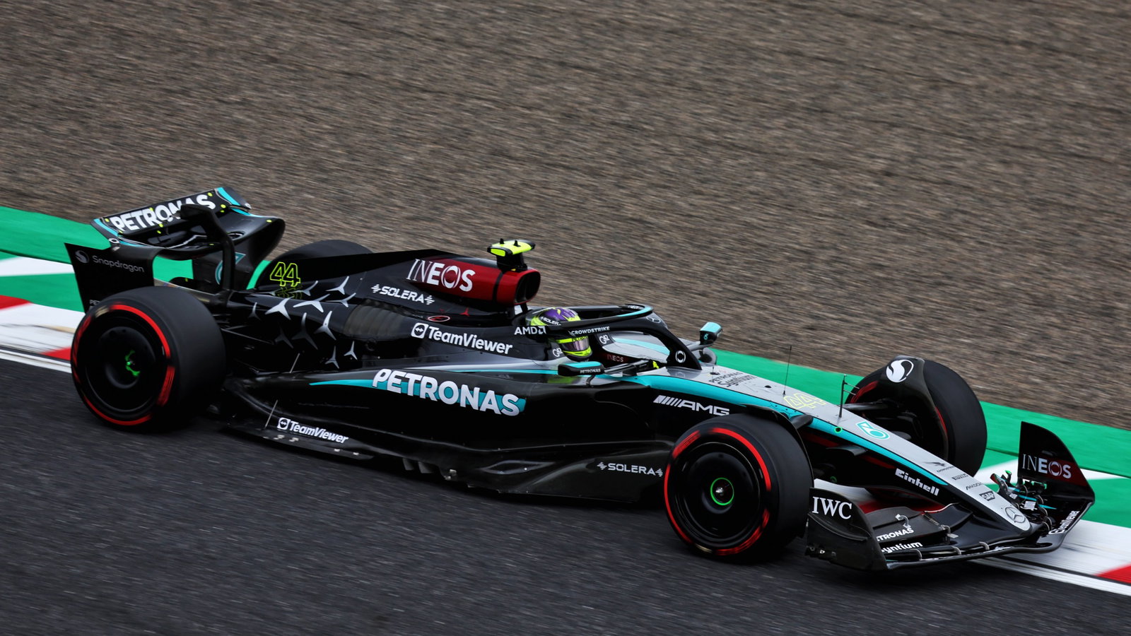 Lewis Hamilton (GBR) Mercedes AMG F1 W15. Formula 1 World Championship, Rd 4, Japanese Grand Prix, Suzuka, Japan, Practice