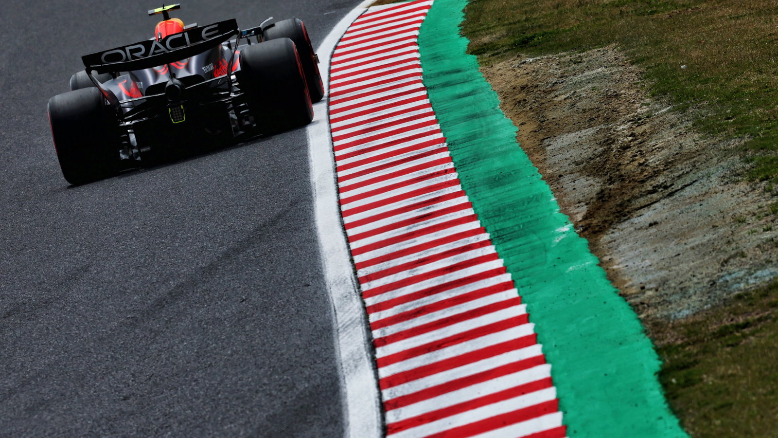 Sergio Perez (MEX) Red Bull Racing RB20. Formula 1 World Championship, Rd 4, Japanese Grand Prix, Suzuka, Japan,