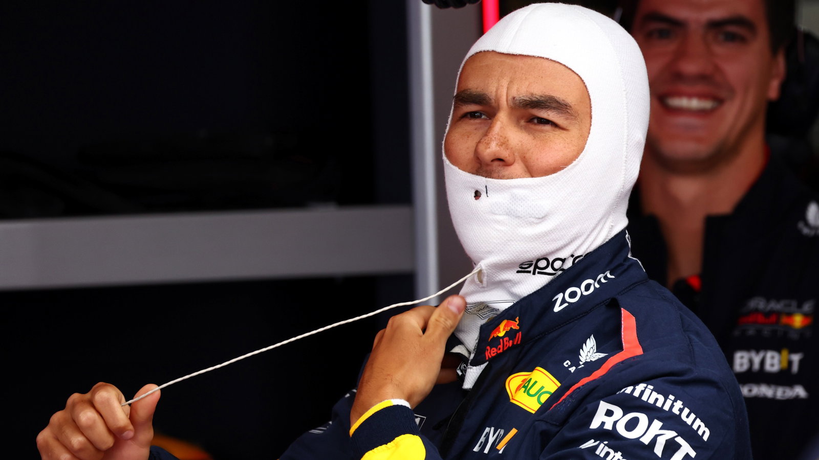 Sergio Perez (MEX) Red Bull Racing. Formula 1 World Championship, Rd 4, Japanese Grand Prix, Suzuka, Japan, Qualifying