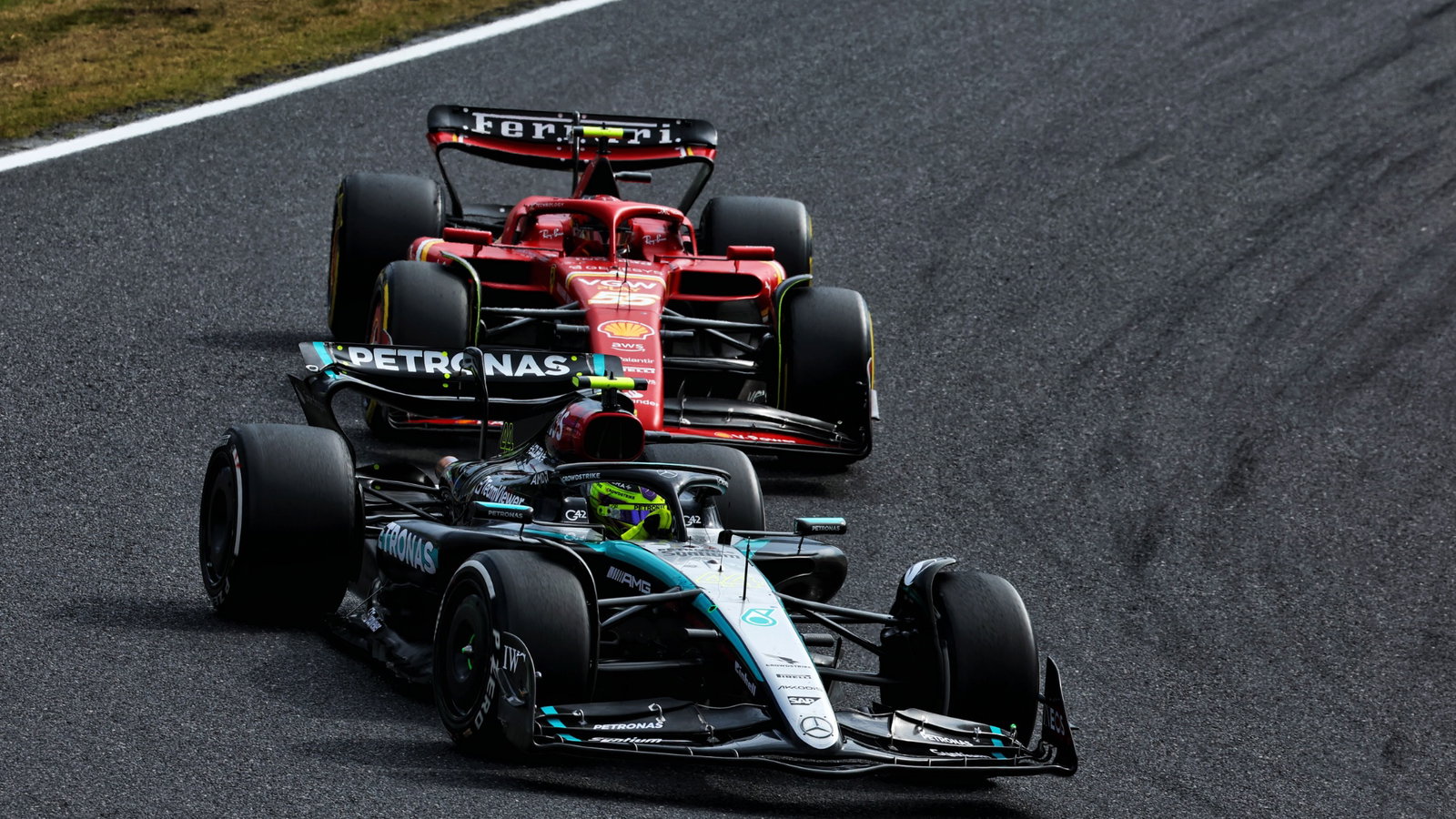 Lewis Hamilton (GBR) Mercedes AMG F1 W15. Formula 1 World Championship, Rd 4, Japanese Grand Prix, Suzuka, Japan, Race