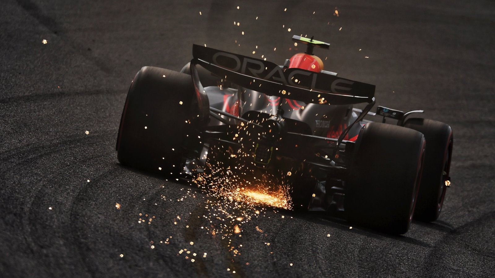 Sergio Perez (MEX) Red Bull Racing RB20 sends sparks flying. Formula 1 World Championship, Rd 5, Chinese Grand Prix,