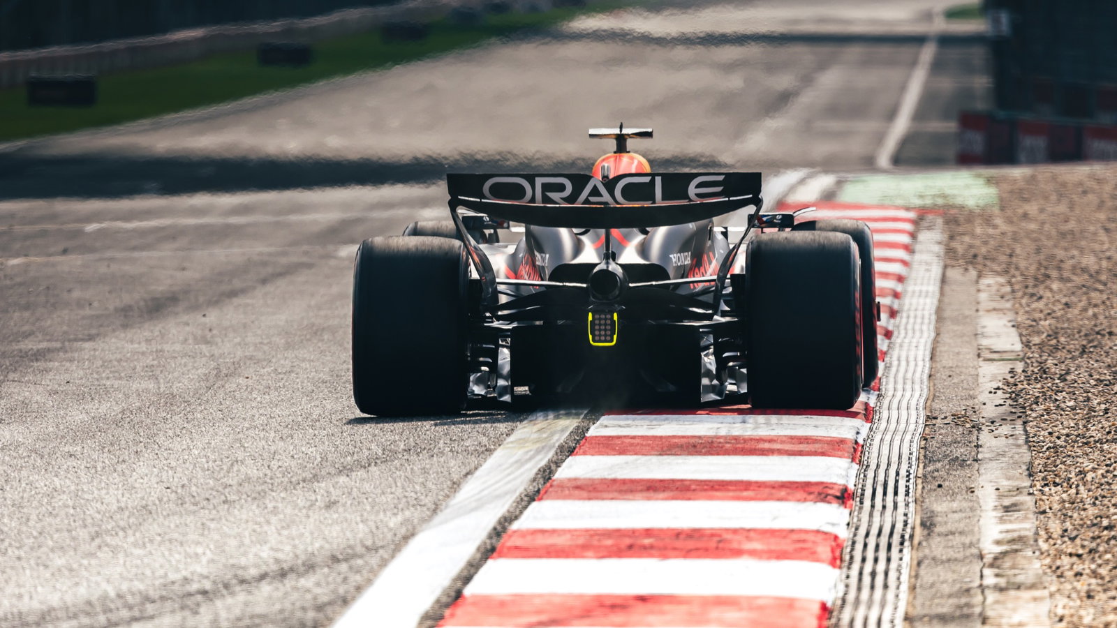 Max Verstappen (NLD) Red Bull Racing RB20. Formula 1 World Championship, Rd 5, Chinese Grand Prix, Shanghai, China, Sprint