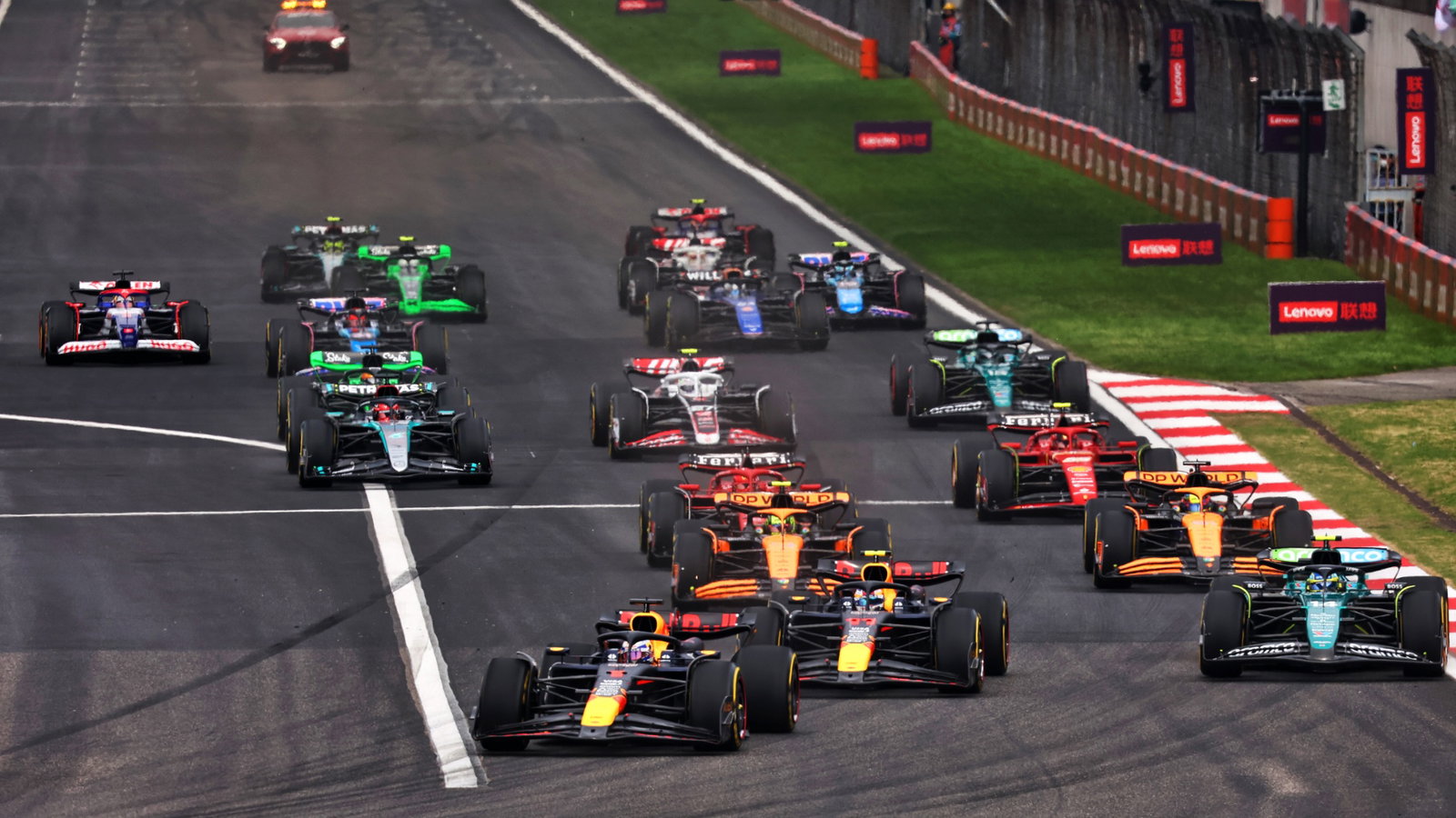 Max Verstappen (NLD) Red Bull Racing RB20 leads at the start of the race. Formula 1 World Championship, Rd 5, Chinese