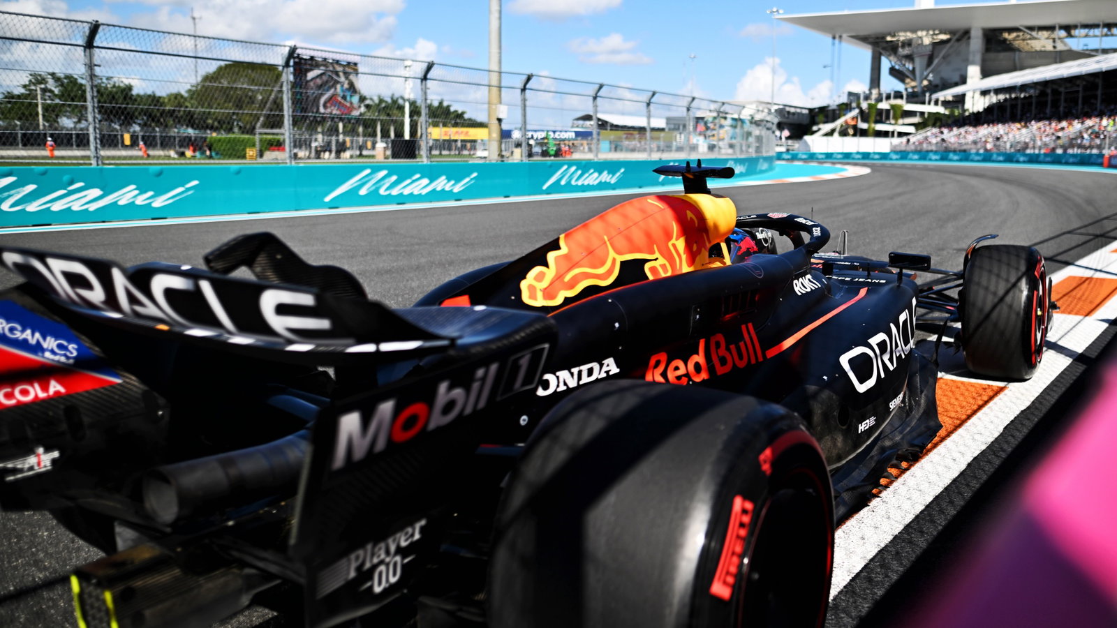 Max Verstappen (NLD) Red Bull Racing RB20. Formula 1 World Championship, Rd 6, Miami Grand Prix, Miami, Florida, USA,