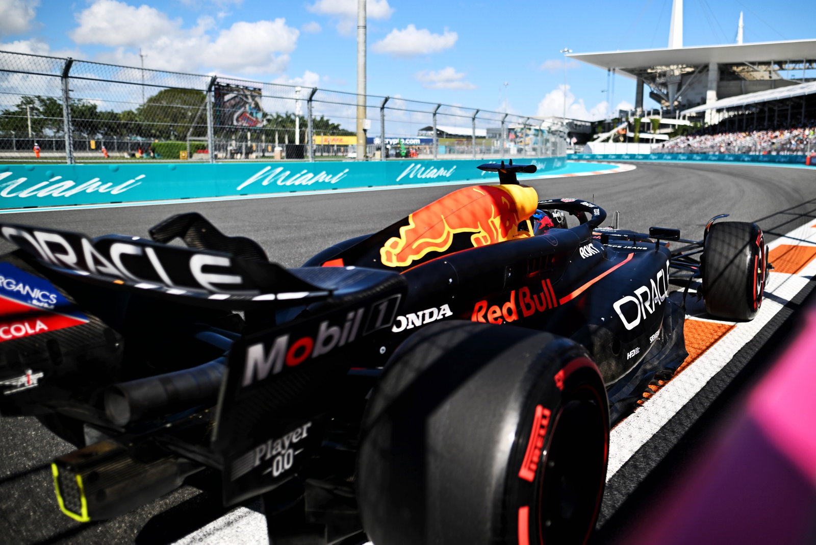 Max Verstappen (NLD) Red Bull Racing RB20. Formula 1 World Championship, Rd 6, Miami Grand Prix, Miami, Florida, USA,