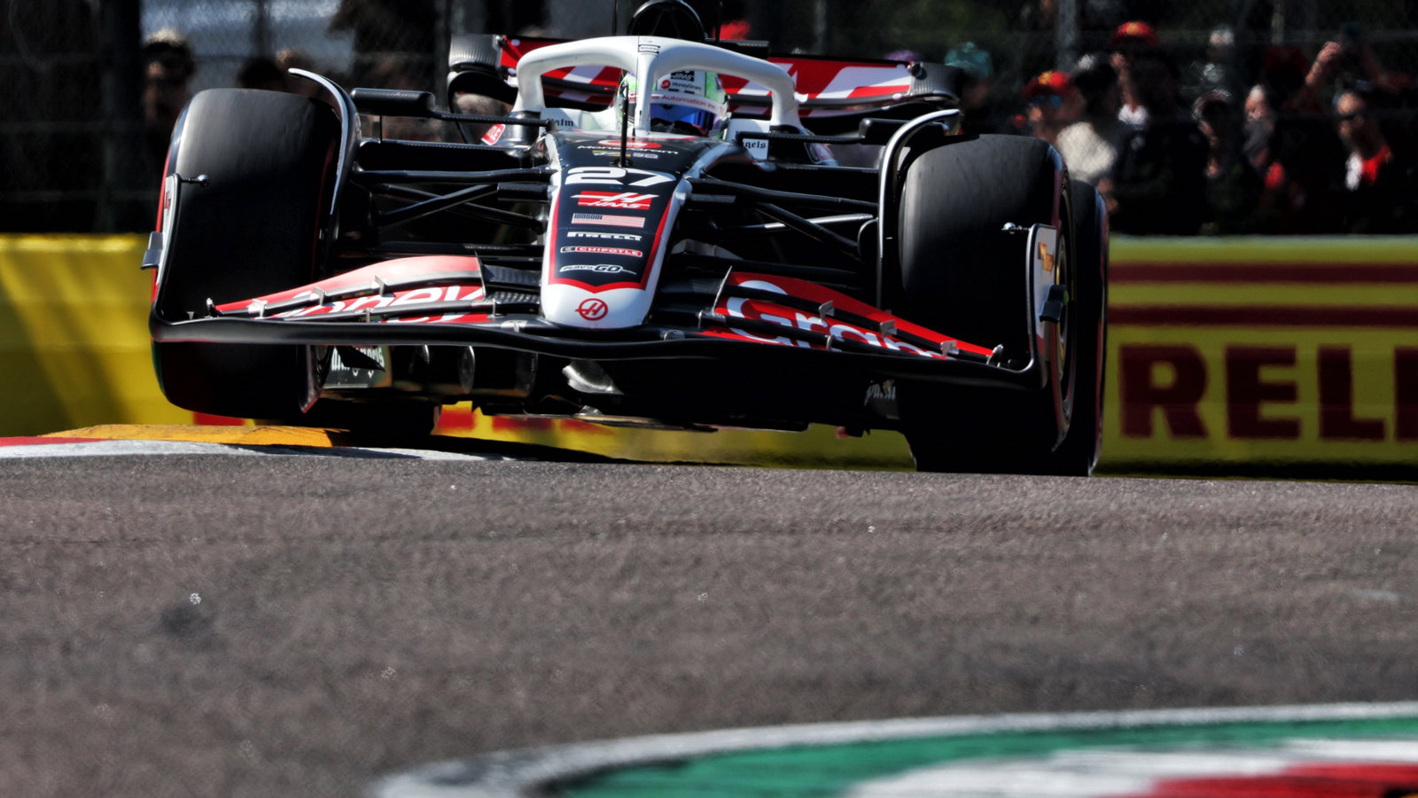 Nico Hulkenberg (GER) Haas VF-24. Formula 1 World Championship, Rd 7, Emilia Romagna Grand Prix, Imola, Italy, Qualifying