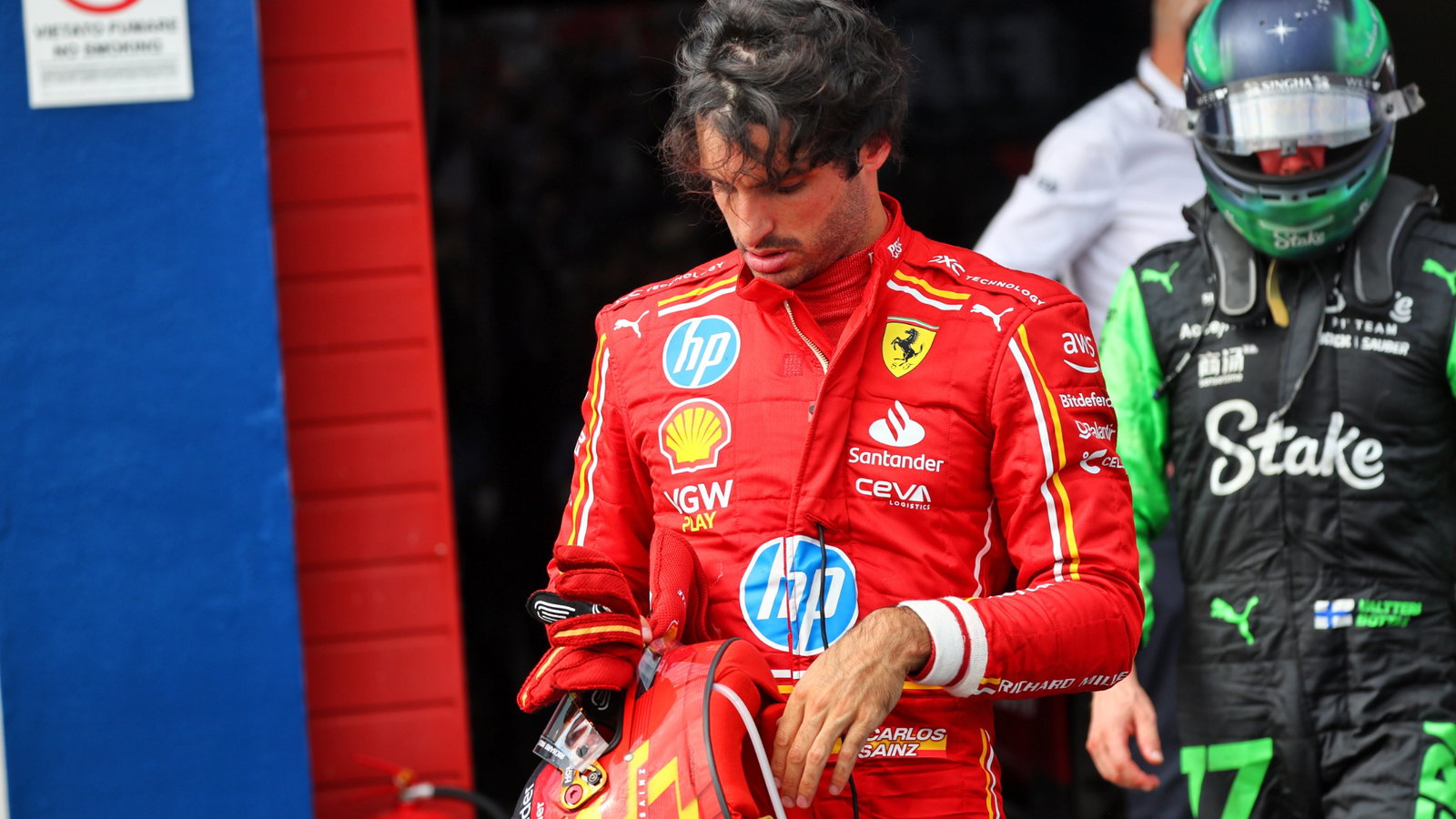 Carlos Sainz Jr (ESP) Ferrari in parc ferme. Formula 1 World Championship, Rd 7, Emilia Romagna Grand Prix, Imola, Italy,