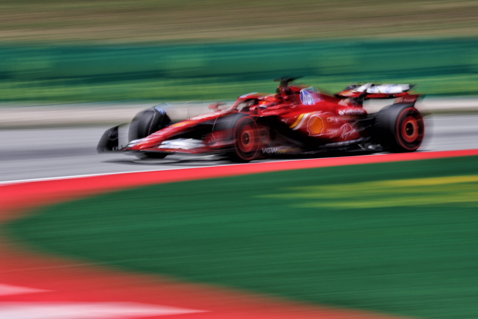 Charles Leclerc (MON) Ferrari SF-24. Formula 1 World Championship, Rd 10, Spanish Grand Prix, Barcelona, Spain, Qualifying
