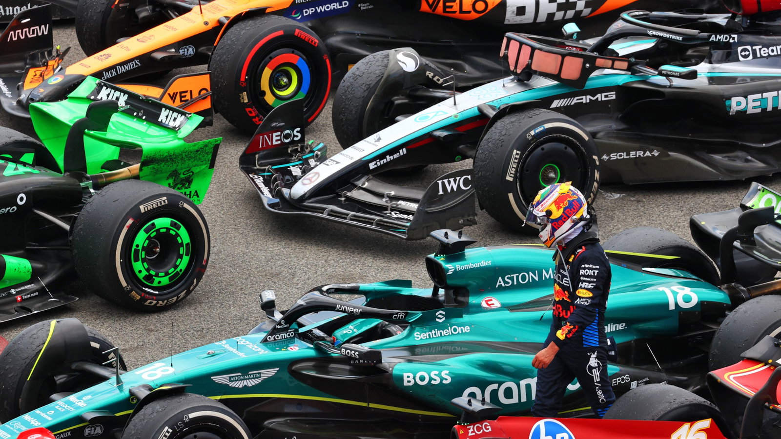 Sergio Perez (MEX) Red Bull Racing in parc ferme. Formula 1 World Championship, Rd 10, Spanish Grand Prix, Barcelona,