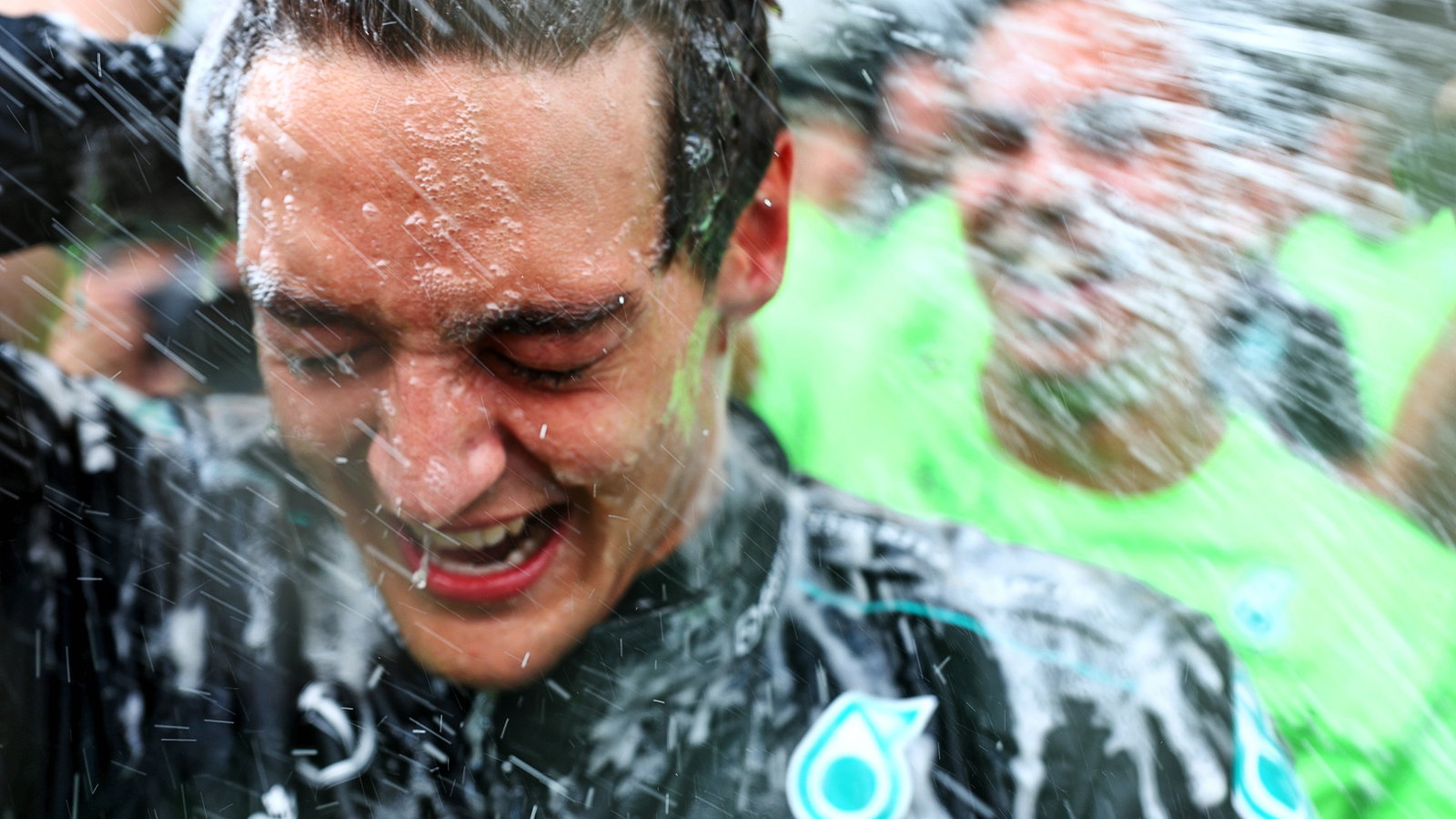 Race winner George Russell (GBR) Mercedes AMG F1 celebrates with the team after the race. Formula 1 World Championship, Rd