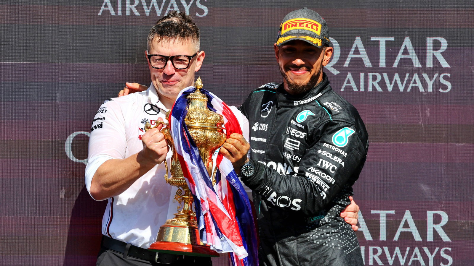 (L to R): Peter Bonnington (GBR) Mercedes AMG F1 Race Engineer celebrates on the podium with race winner Lewis Hamilton