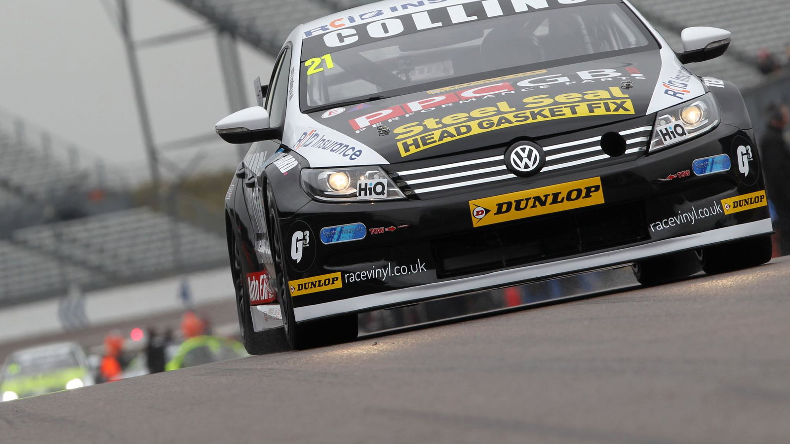Adrian Wilmot (GBR) Team HARD Volkswagen Passat