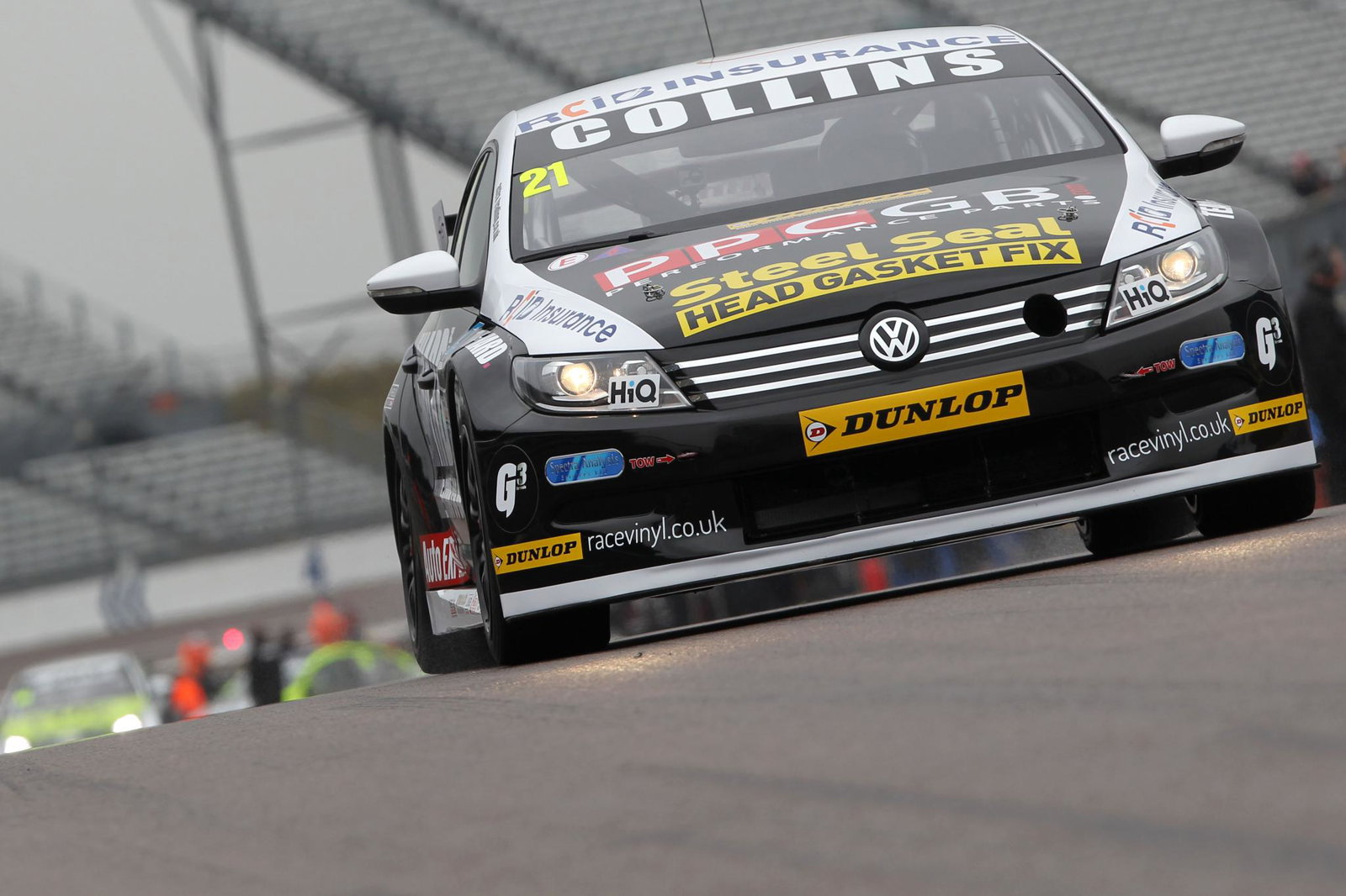 Adrian Wilmot (GBR) Team HARD Volkswagen Passat