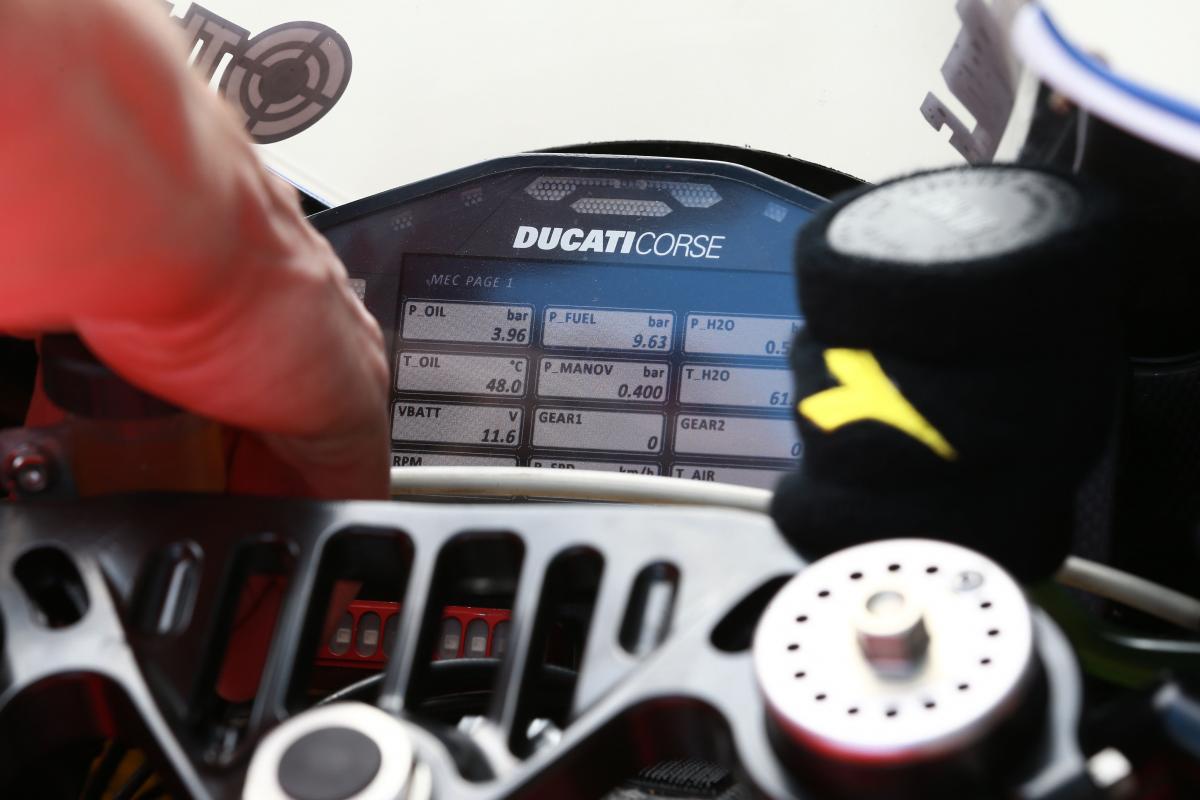 Qatar MotoGP Test: 'Difficult to be fast' - Lorenzo