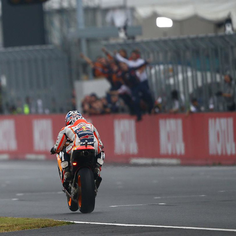 How to race a MotoE bike…