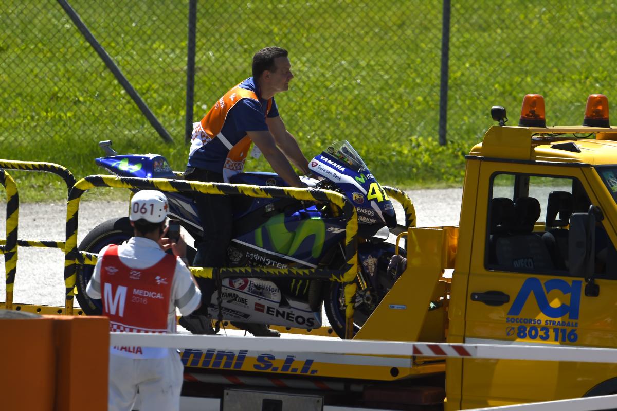 MotoGP Catalunya: Tributes to Luis Salom