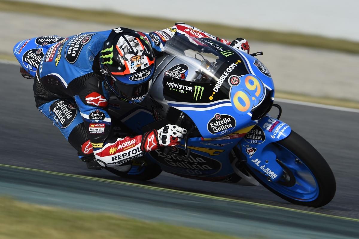 Moto3 Catalunya: Navarro takes first win in front of home crowd