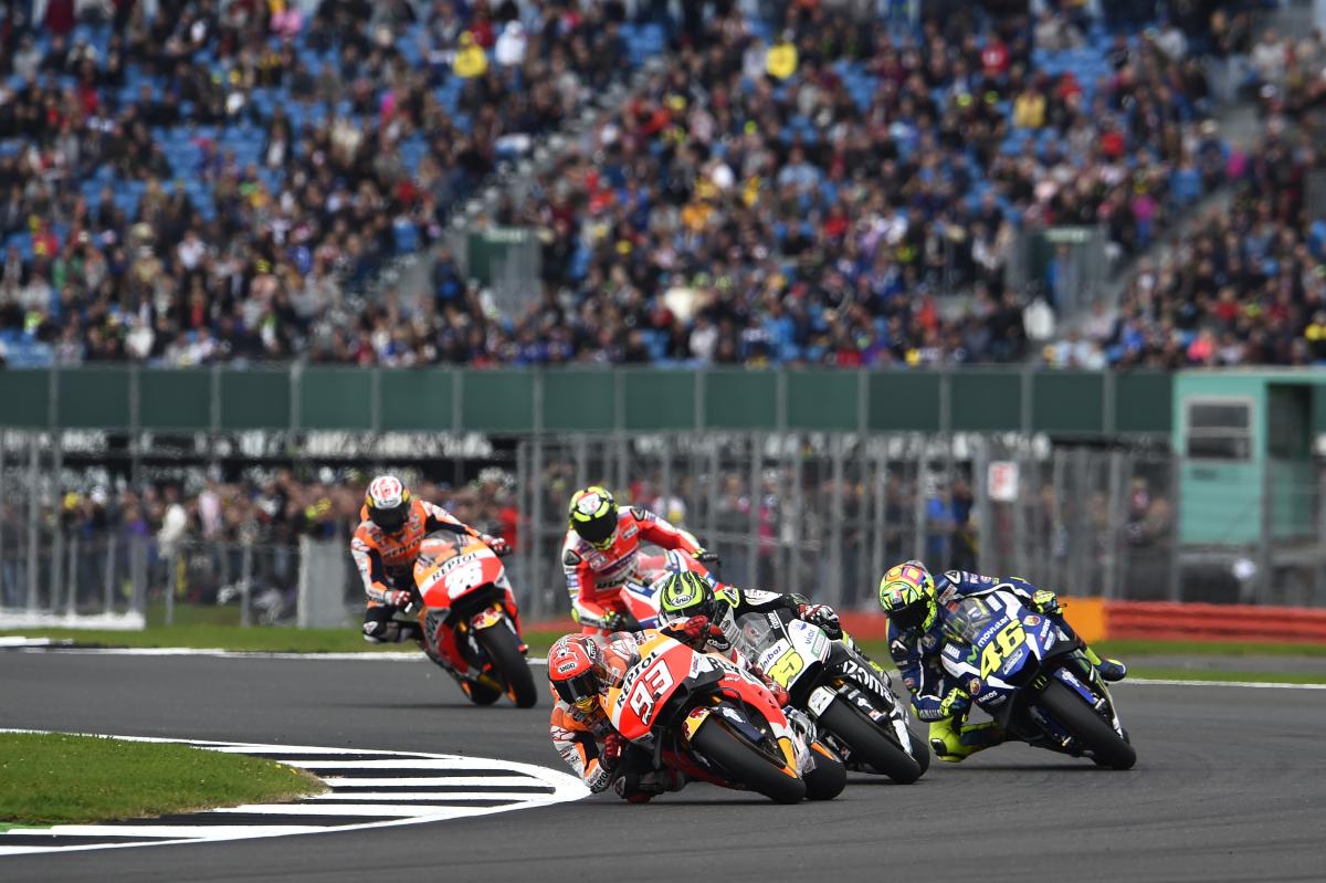 Marquez and Baker to scrap for fourth Superprestigio title