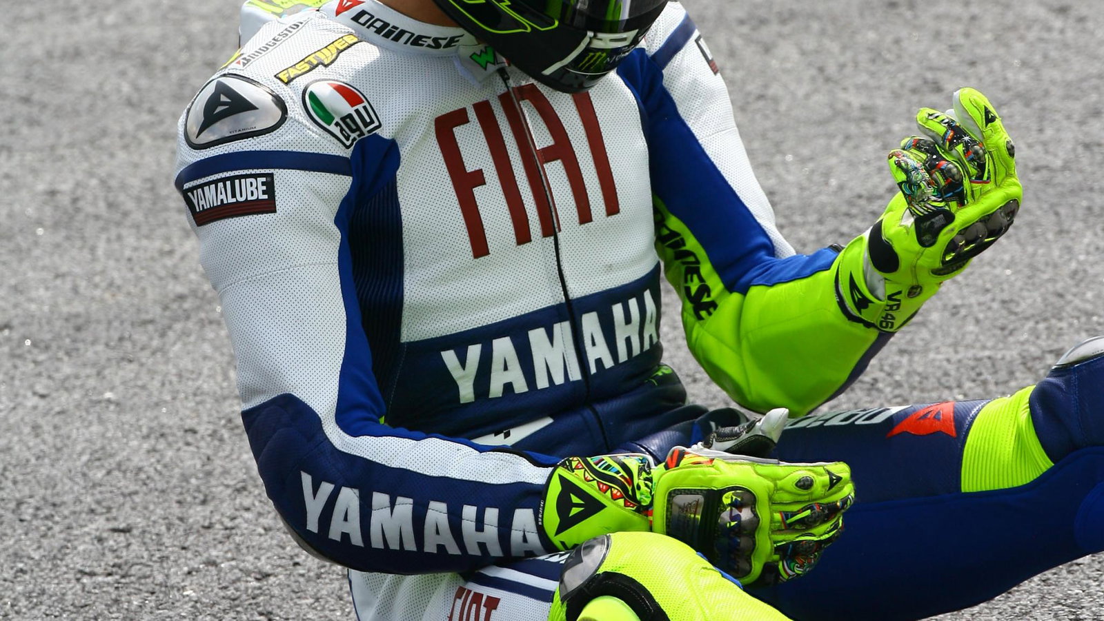 Rossi after crash, Sepang MotoGP tests 2009