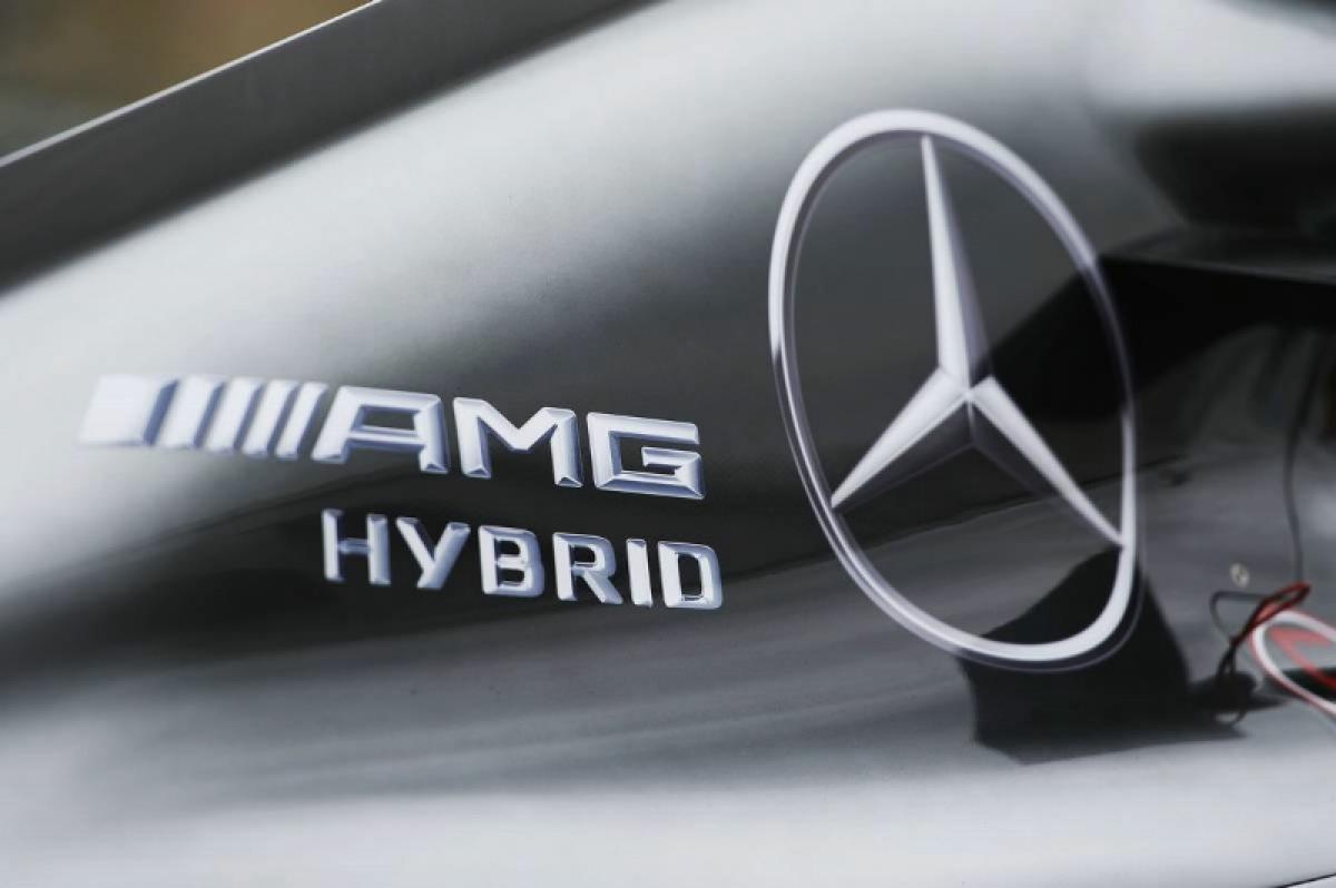 Red Bull put a stop to Ricciardo Le Mans attempt